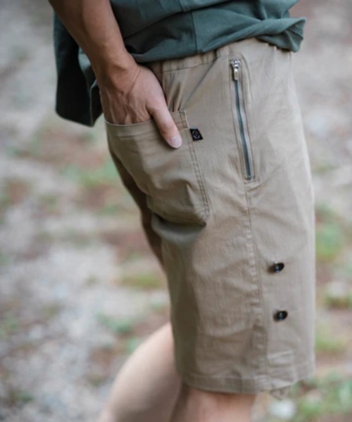 S'more(スモア)の「UV&COOL CONVERTIBLE HALF PANTS (SS)(その他パンツ・レディース・カーキ/ベージュ・MEDIUM/SMALL/X-LARGE/LARGE)」の1枚目の写真