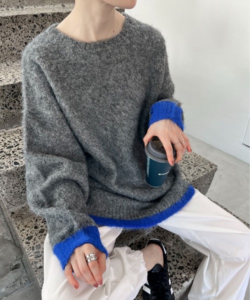 feepur（フェピュール）の「【ハンドウォッシャブル】ウール混バイカラー起毛オーバーニット（ニット/セーター・レディース・ネイビー/オフホワイト/グレー・MEDIUM）」の10枚目の写真