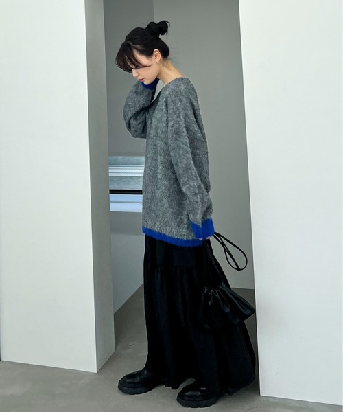 feepur（フェピュール）の「【ハンドウォッシャブル】ウール混バイカラー起毛オーバーニット（ニット/セーター・レディース・ネイビー/オフホワイト/グレー・MEDIUM）」の11枚目の写真