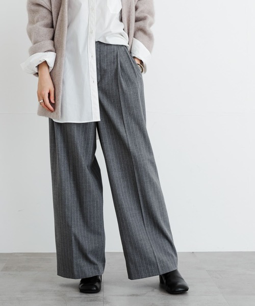 URBAN RESEARCH(アーバンリサーチ)の「ストライプワイドパンツ(その他パンツ・レディース・ネイビー/グレー・38/36)」の22枚目の写真