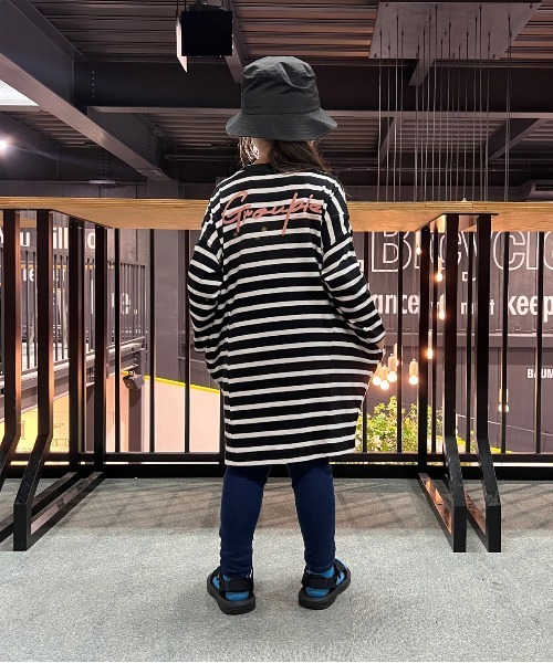 GROOVY COLORS（グルービーカラーズ）の「ボーダーテント 長袖ワンピース（ワンピース・キッズ・ブラック・120/110/100）」の4枚目の写真