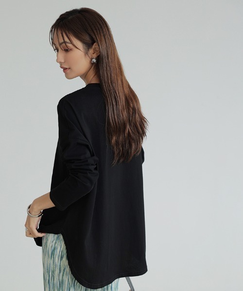 COCOMOMO(ココモモ)の「コットン100% ラウンドヘムドロップショルダーTシャツ(Tシャツ/カットソー・レディース・ホワイト/ブラック/スカイブルー・L/M)」の10枚目の写真