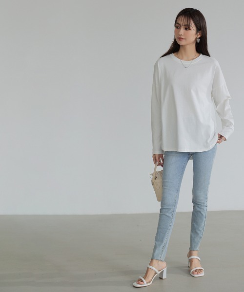 COCOMOMO(ココモモ)の「コットン100% ラウンドヘムドロップショルダーTシャツ(Tシャツ/カットソー・レディース・ホワイト/ブラック/スカイブルー・L/M)」の16枚目の写真