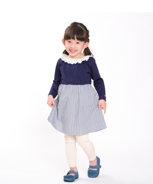 Moujonjon（ムージョンジョン）の「レース衿切替ワンピース（ワンピース・キッズ・ネイビー/ホワイト・90/100/110/120/130/80/140）」の2枚目の写真