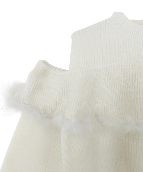 ANDGEEBEE（アンジービー）の「オープンショルダーニットトップス（ニット/セーター・レディース・ホワイト/ブラック・FREE）」の4枚目の写真