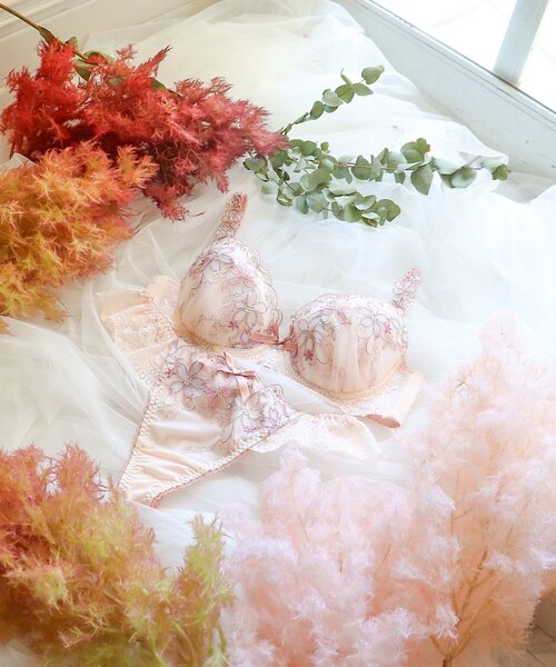 週末セール☆【今季新作】ジャスグリッティ レース衿フレンチニット ピンクベージュ 週末セール☆【今季新作】ジャスグリッティ レース衿フレンチニット