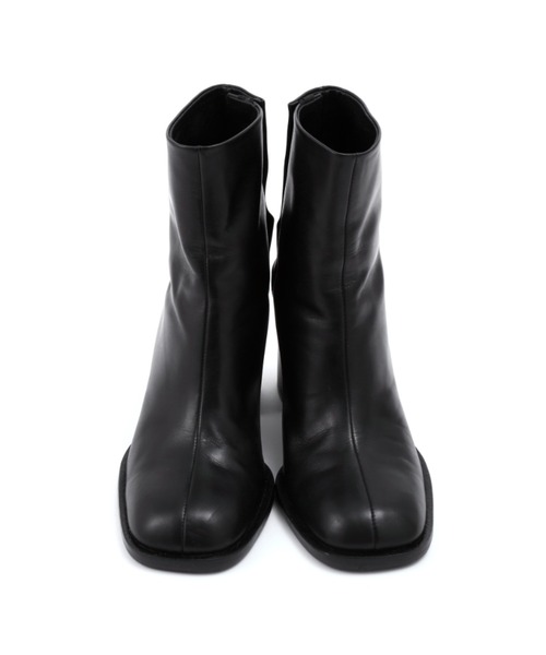 ETRE TOKYO（エトレトウキョウ）の「スムースレザーショートブーツ（ブーツ・レディース・ベージュ/ブラック・37/38/36）」の12枚目の写真