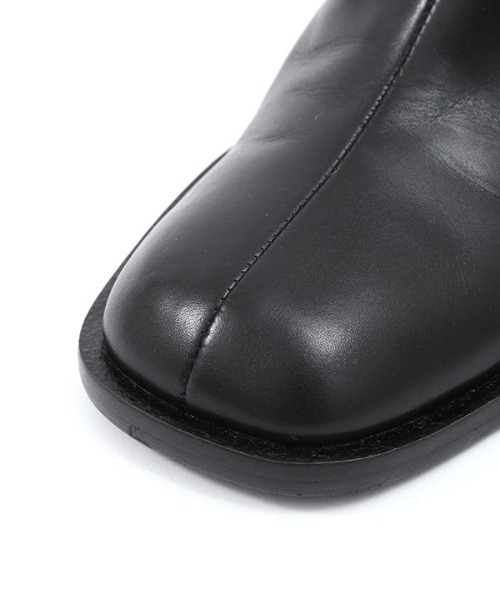 ETRE TOKYO（エトレトウキョウ）の「スムースレザーショートブーツ（ブーツ・レディース・ベージュ/ブラック・37/38/36）」の15枚目の写真