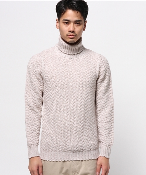 ドルモア／タートルネックニット／ヘリンボーン織り／ホワイト／44 ドルモアヘリンボーンタートルネックニット