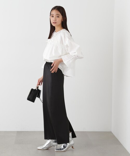 N.（N. Natural Beauty Basic）（エヌエヌナチュラルビューティーベーシック）の「◆ダブルリボンシャーリングギャザーブラウス（シャツ/ブラウス・レディース・ピンク/ブルー/オフホワイト・MEDIUM）」の7枚目の写真