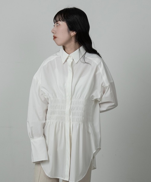 lawgy（ラウジー）の「waist shirring midi shirt / ウエストシャーリングミディシャツ（シャツ/ブラウス・レディース・ホワイト/アイボリー・FREE）」の12枚目の写真