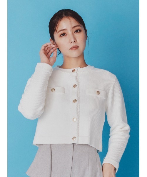 CELFORD（セルフォード）の「ツイード風フリンジデザインカーディガン（ニット/セーター・レディース・ピンクベージュ/ダークネイビー/オフホワイト・FREE）」の4枚目の写真