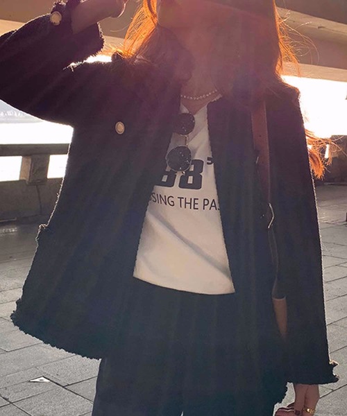 Nyu(ニュウ)の「ノーカラーフリンジツイードジャケット(ノーカラージャケット・レディース・ブラック/ホワイト・FREE)」の16枚目の写真