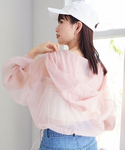 MAJESTIC LEGON（マジェスティックレゴン）の「シアーフードブルゾン（ブルゾン・レディース・アイボリー/ピンク/ブラック/グレー・MEDIUM）」の17枚目の写真