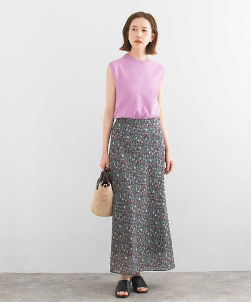 URBAN RESEARCH ROSSO WOMEN（アーバンリサーチ　ロッソ）の「floretprintスカート（スカート・レディース・ブラック系その他/ホワイト系その他・36/38）」の6枚目の写真