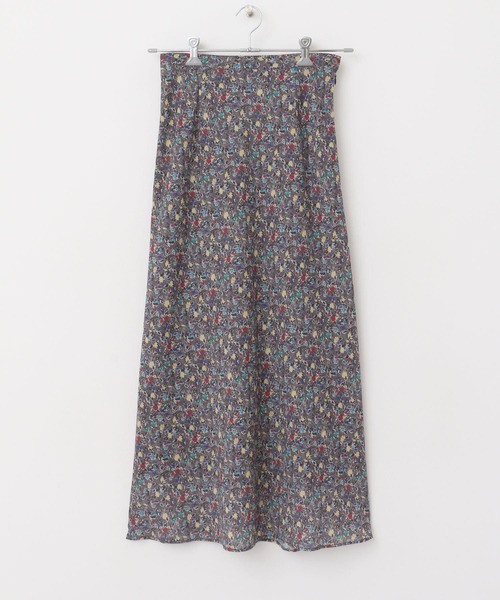 URBAN RESEARCH ROSSO WOMEN（アーバンリサーチ　ロッソ）の「floretprintスカート（スカート・レディース・ブラック系その他/ホワイト系その他・36/38）」の20枚目の写真