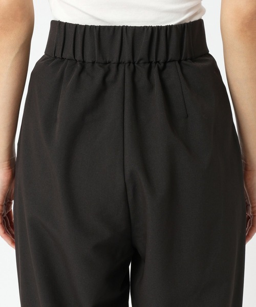 saloon（サルーン）の「SALOON(サルーン)/ 《新色登場》 T/Rライトツイルパンツ【手洗い可】（スラックス・レディース・グレー/ブラック/ライトブルー・FREE）」の17枚目の写真