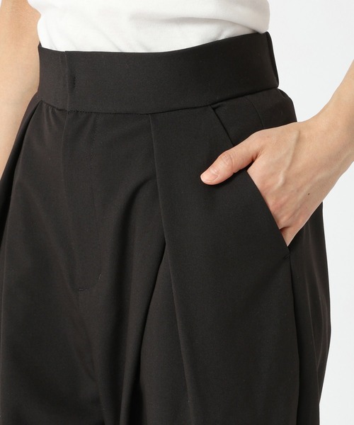 saloon（サルーン）の「SALOON(サルーン)/ 《新色登場》 T/Rライトツイルパンツ【手洗い可】（スラックス・レディース・グレー/ブラック/ライトブルー・FREE）」の18枚目の写真