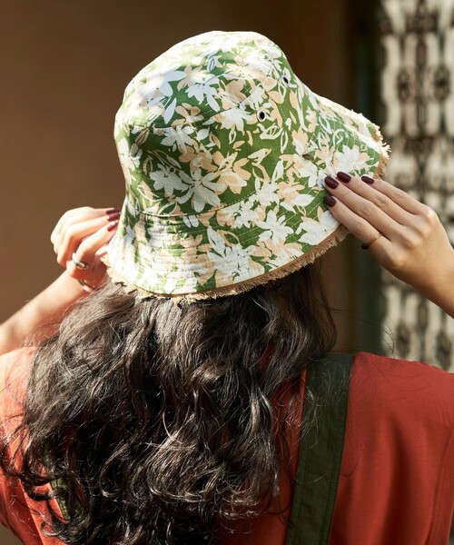 FREAK'S STORE（フリークスストア）の「Casselini/キャセリーニ リバーシブル バケットハット（ハット・レディース・オフホワイト/ブラック/ベージュ・ONE SIZE）」の7枚目の写真