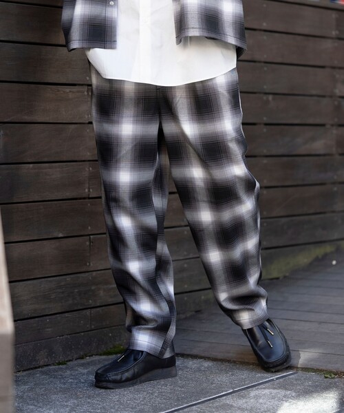 FREAK'S STORE（フリークスストア）の「T/R CHECK EASY PANT/テトロン チェック イージーパンツ/リラックスフィット（その他パンツ・メンズ・オリーブ/ブラック/ブルー・MEDIUM/SMALL/LARGE）」の15枚目の写真