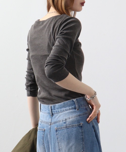 atONE(アットワン)の「atONE Uネック8分袖コットンフライスTシャツ(Tシャツ/カットソー・レディース・杢グレー/チャコールグレー/ブラック/ホワイト/ネイビー・L/LL/3L/4L/M)」の14枚目の写真