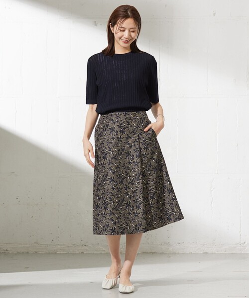 J.PRESS Ladies(J.プレス レディス)の「【洗える・抗菌防臭】VISCOSE STRETCH サマー ニット(ニット/セーター・レディース・アイボリー系/ネイビー系/イエロー系/ターコイズブルー系・SMALL)」の11枚目の写真