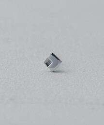 and cloud（アンドクラウド）の「Minimum Square Pierce Single（ピアス（片耳用））」