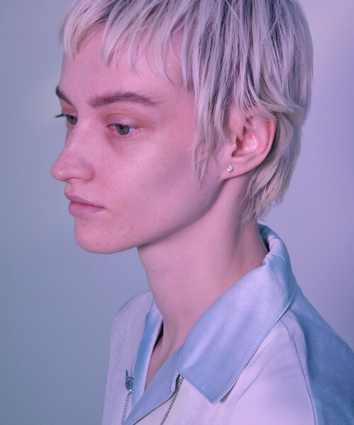 and cloud（アンドクラウド）の「Minimum Square Pierce/Single（ピアス（片耳用）・レディース・ブラック/シルバー/イエローゴールド・FREE）」の13枚目の写真