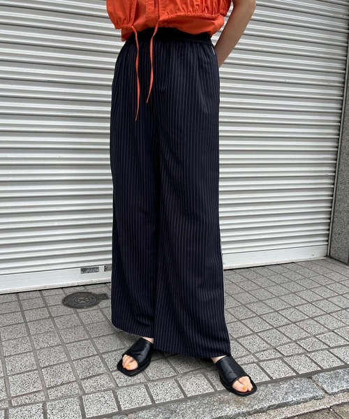 KBF（ケイビーエフ）の「ストライプWIDEトラックパンツ（その他パンツ・レディース・ブルー系その他/グレー系その他・ONE）」の18枚目の写真