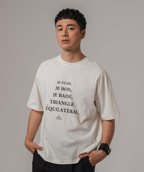 EDIFICE(エディフィス)の「MESSAGE フレンチプリント Tシャツ(Tシャツ/カットソー・メンズ・ブラック系その他/ホワイト/ホワイト系その他/ライトホワイト/ブラック・LARGE/MEDIUM)」の15枚目の写真