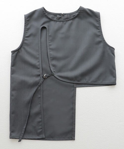 &g'aime（アンジェム）の「【&g'aime】アシメデザインノースリトップス（シャツ/ブラウス・レディース・ブラック/チャコールグレー・FREE）」の21枚目の写真