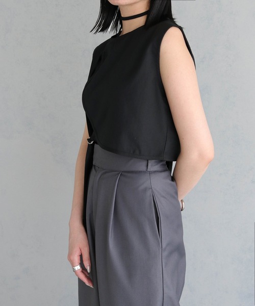 &g'aime（アンジェム）の「【&g'aime】アシメデザインノースリトップス（シャツ/ブラウス・レディース・ブラック/チャコールグレー・FREE）」の6枚目の写真
