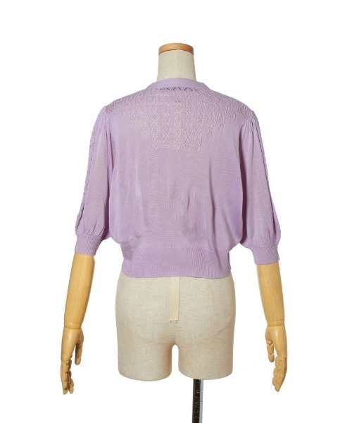 an another angelus（アンアナザーアンジェラス）の「SAVONパッケージ釦透かし編み5分袖ニットカーディガン/ananotherangelus（カーディガン/ボレロ・レディース・ライトグリーン/パープル・FREE）」の3枚目の写真