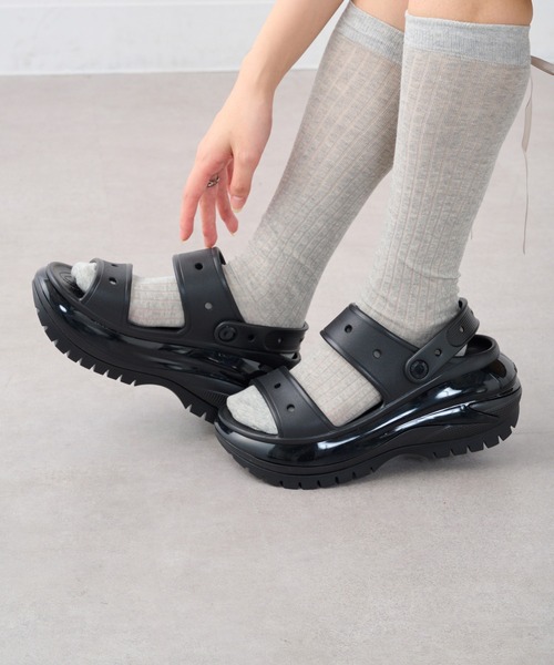 crocs（クロックス）の「【crocs】MEGA CRUSH SANDAL メガクラッシュ サンダル 厚底（サンダル・レディース・ホワイト/ベージュ/ブラック・22cm/23cm/24cm/25cm）」の12枚目の写真