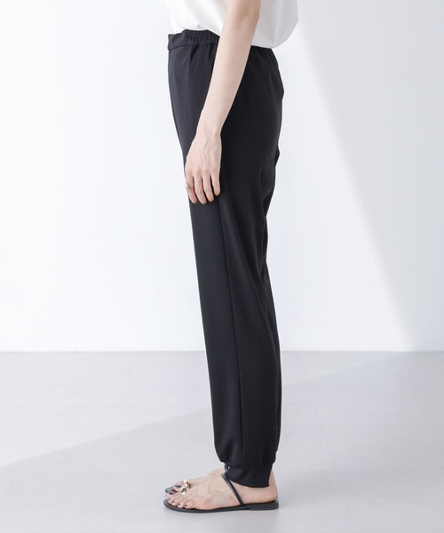 NANO universe(ナノユニバース)の「AtPARK&DAILYWEAR/スリットジョガーパンツ(セットアップ可)(その他パンツ・レディース・ベージュ/ブラック・S/M)」の18枚目の写真