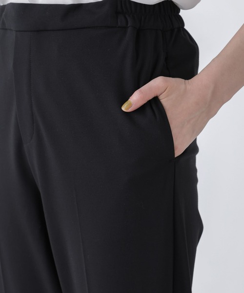 NANO universe(ナノユニバース)の「AtPARK&DAILYWEAR/スリットジョガーパンツ(セットアップ可)(その他パンツ・レディース・ベージュ/ブラック・S/M)」の21枚目の写真
