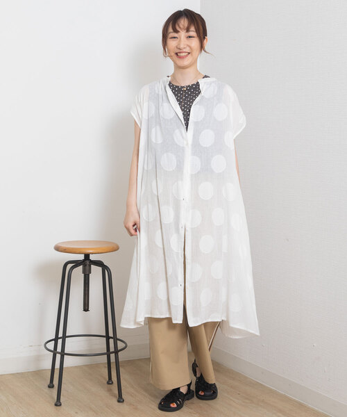 POU DOU DOU（プードゥドゥ）の「＜madeinINDIA＞サークルカットドビーワンピース（ワンピース・レディース・ライトブルー/ブラック/オフホワイト・3）」の4枚目の写真