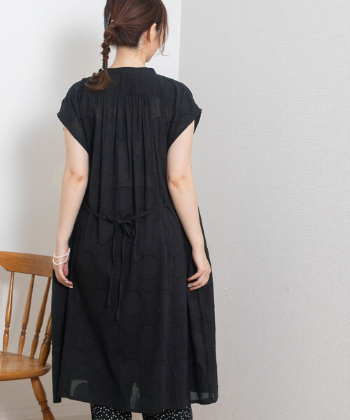 POU DOU DOU（プードゥドゥ）の「＜madeinINDIA＞サークルカットドビーワンピース（ワンピース・レディース・ライトブルー/ブラック/オフホワイト・3）」の21枚目の写真
