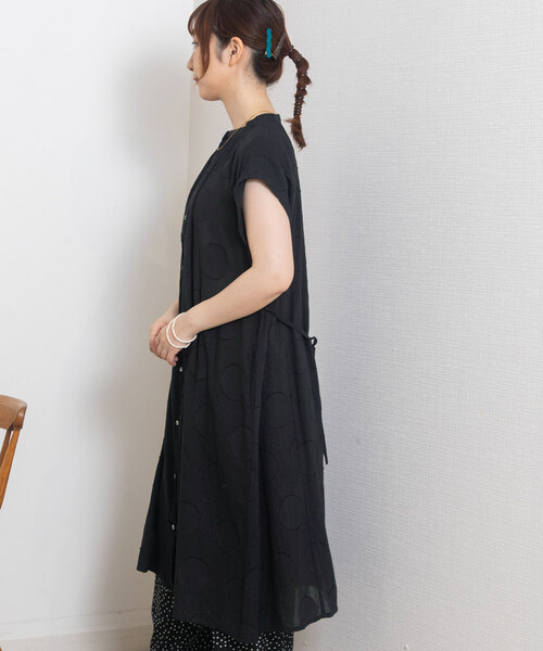 POU DOU DOU（プードゥドゥ）の「＜madeinINDIA＞サークルカットドビーワンピース（ワンピース・レディース・ライトブルー/ブラック/オフホワイト・3）」の22枚目の写真