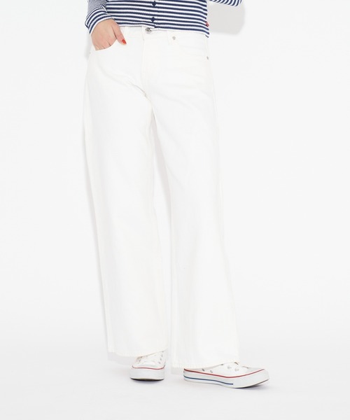 Levi's(リーバイス)の「Levi's/リーバイス LOW LOOSE(デニムパンツ・レディース・ブラウン/ホワイト・23inch/24inch/25inch/26inch/27inch/28inch)」の2枚目の写真