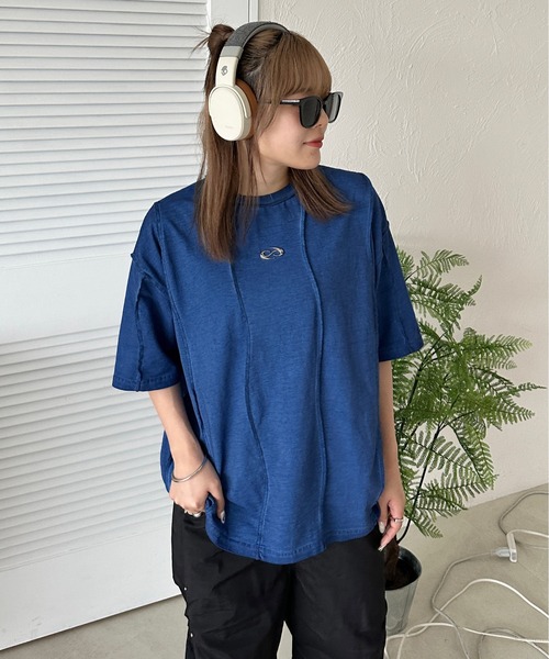 sedacle(セダクル)の「オーバーロック加工TEE(Tシャツ/カットソー・メンズ・ブルー/レッド/ブラック/ベージュ・SMALL/MEDIUM/LARGE)」の3枚目の写真