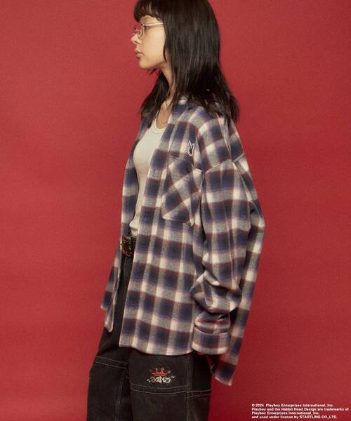 PLAYBOY（プレイボーイ）の「【SEQUENZ（シークエンズ）】PB BUNNY PATCHES OMBRE L/S SHIRT / プレイボーイ 長袖シャツ ビックシルエット チェック（シャツ/ブラウス・メンズ・ブラック/ネイビー・MEDIUM/LARGE/X-LARGE）」の8枚目の写真