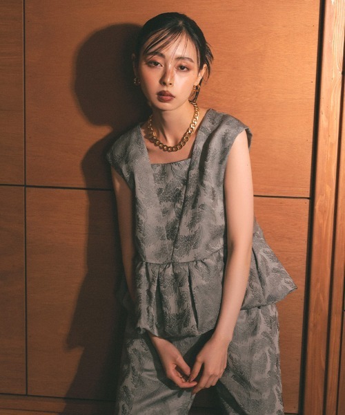 at.(アット)の「【at.】ヌナ ツイストフープピアス(ピアス(両耳用)・レディース・ゴールド/シルバー・FREE)」の15枚目の写真