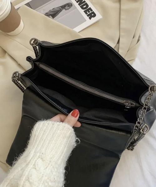 BARELY BLUE（ベアリーブルー）の「【 BARELY BLUE / ベアリーブルー 】 チェーン フラップ ハンドバッグ / ショルダーバッグ（ハンドバッグ・レディース・ブラック/ホワイト・FREE）」の9枚目の写真