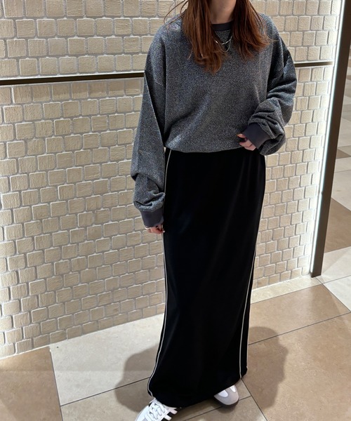 ISOOK(アイスー)の「【ISOOK / アイスー】ラメスウェット / 裏毛 ラメトップス プルオーバー 春服 春トップス ZOZOTOWN限定(スウェット・レディース・ブラック/グレー/ホワイト・FREE)」の19枚目の写真