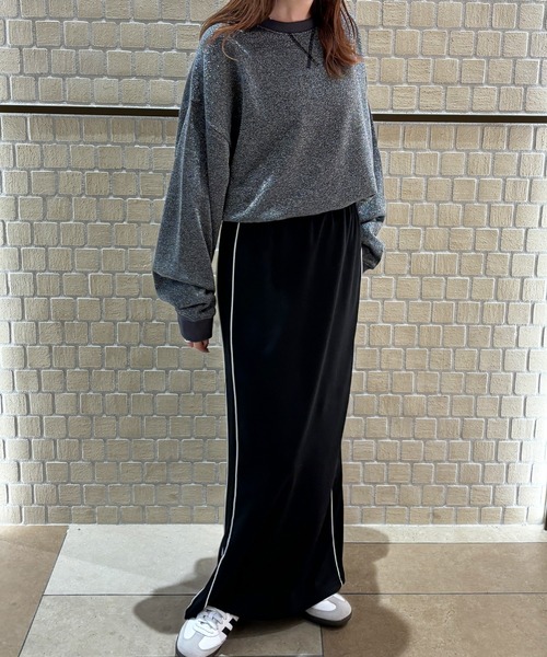 ISOOK(アイスー)の「【ISOOK / アイスー】ラメスウェット / 裏毛 ラメトップス プルオーバー 春服 春トップス ZOZOTOWN限定(スウェット・レディース・ブラック/グレー/ホワイト・FREE)」の21枚目の写真