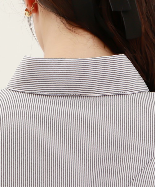 TRUDEA(トルディア)の「アシメラッフルブラウス(シャツ/ブラウス・レディース・ホワイト×ネイビー/ホワイト・MEDIUM/LARGE)」の16枚目の写真