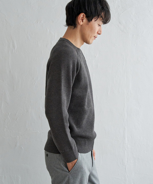 ikka(イッカ)の「ウォッシャブル畦クルーネックニット(ニット/セーター・メンズ・チャコールグレー/ブルー/ネイビー/ベージュ・M/L/XL/S)」の18枚目の写真