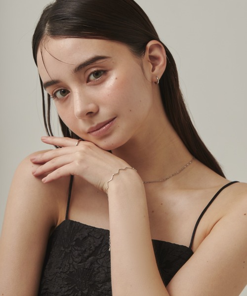 ciite'（シーテ）の「simple wave bracelet / シンプル ウェーブ ブレスレット（ブレスレット・レディース・シルバー/ゴールド・FREE）」の3枚目の写真