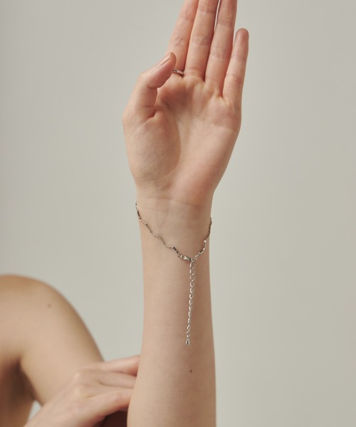 ciite'（シーテ）の「simple wave bracelet / シンプル ウェーブ ブレスレット（ブレスレット・レディース・シルバー/ゴールド・FREE）」の10枚目の写真